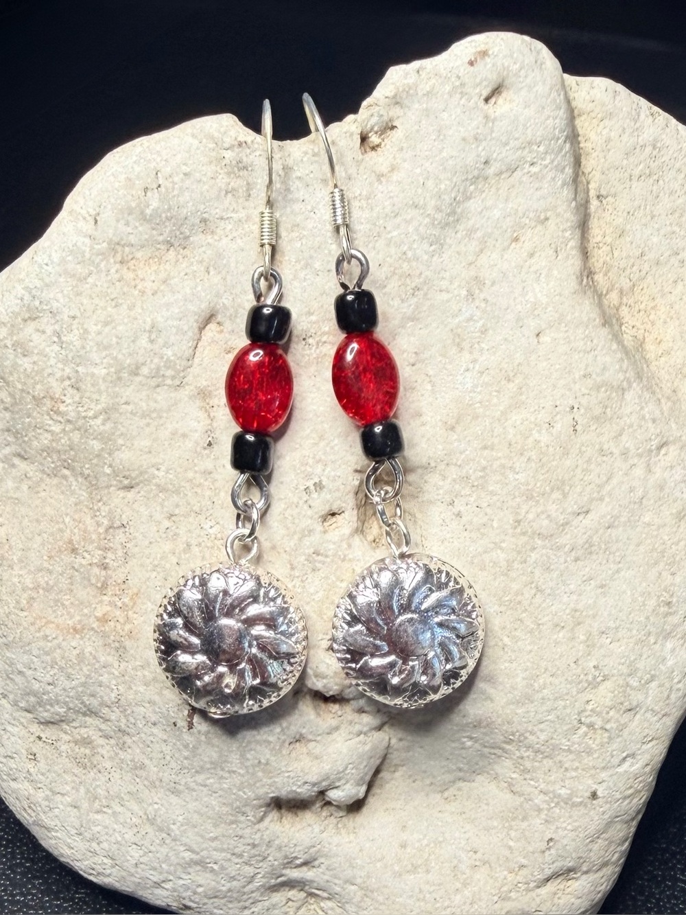 ✨Handmade✨ Silver Dangle Earrings with Red and Black Beads - Hypoallergenic